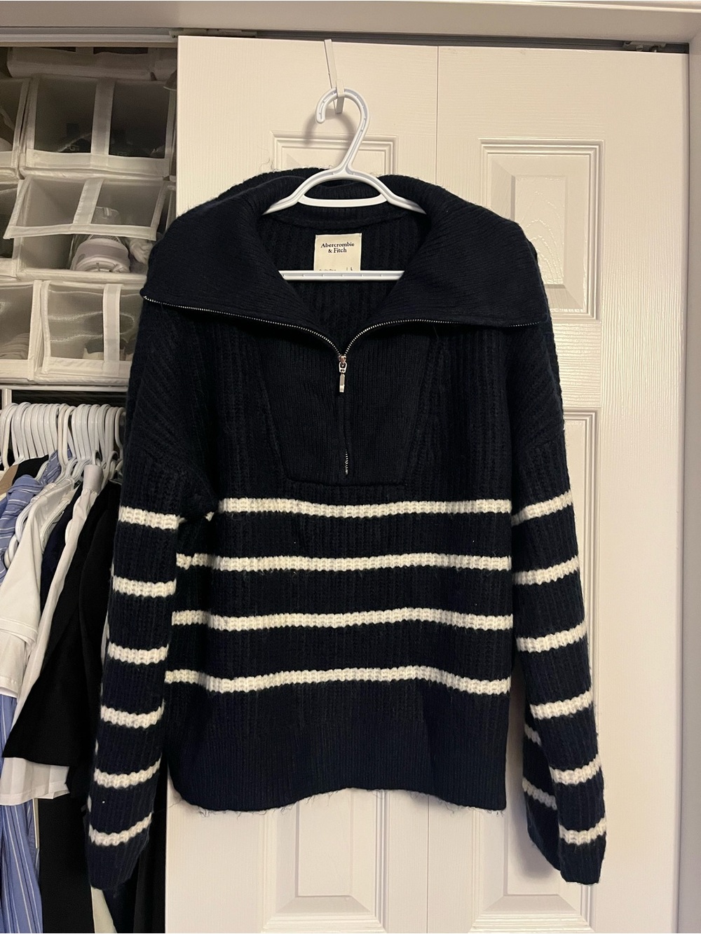 Abercrombie & Fitch Women's Navy and White Striped Half-Zip Sweater